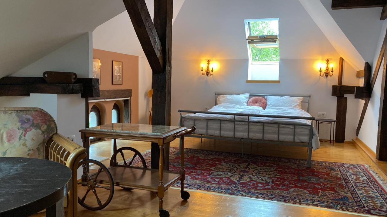 Rose'S Oldtown Apartment Braşov Dış mekan fotoğraf