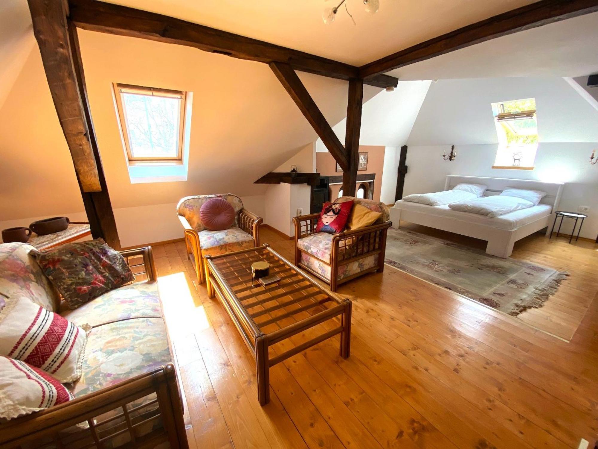 Rose'S Oldtown Apartment Braşov Dış mekan fotoğraf